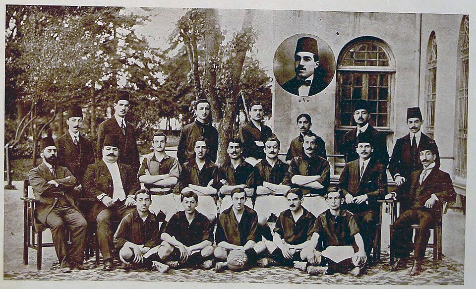 The 1913/14 squad · the club’s first decade